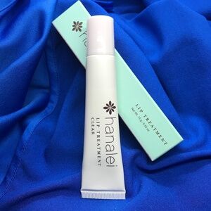 ❤️ NEW! Hanalei Lip Treatment